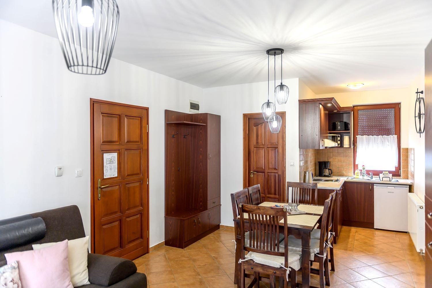 Cherry Apartmanház Sarvar Exterior foto